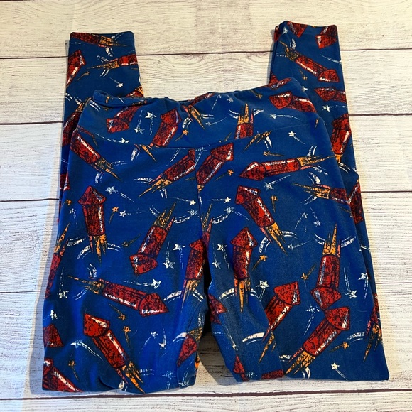 LuLa Roe 4th of July Leggings - Picture 3 of 4